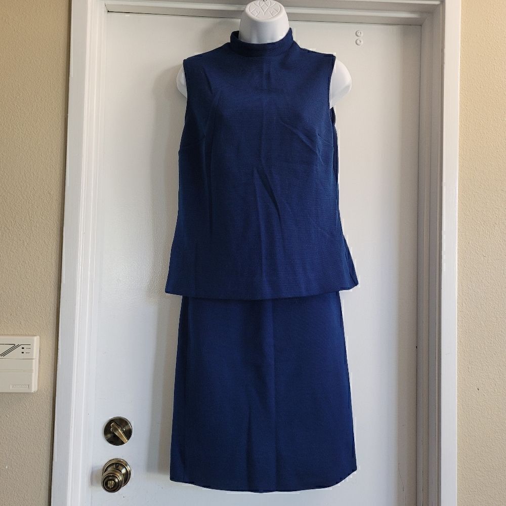 Jantzen vintage mock neck top and matching elastic waist skirt Vintage Size 10